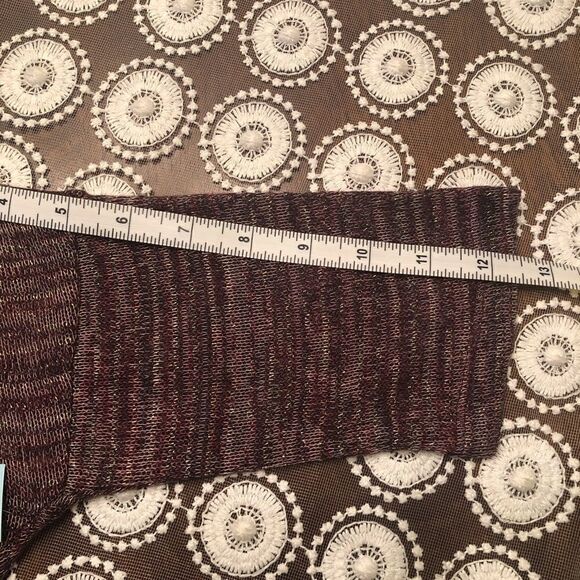 True Freedom Juniors Medium Back Zipper Top - Picture 8 of 8